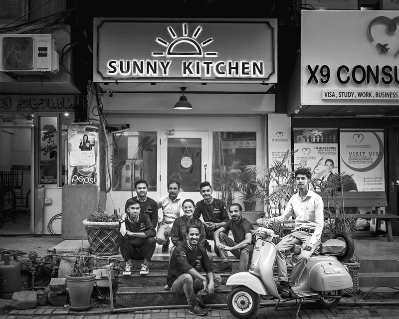 Sunny Kitchen Thai Restaurant Islamabad Team