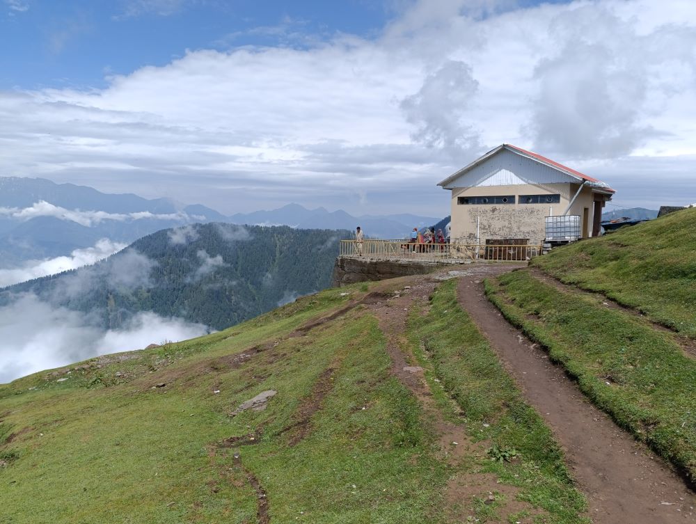 Pir Chinasi Peak